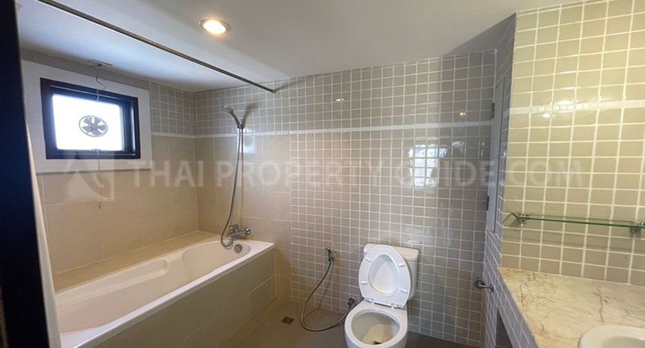 For rent 3 bedrooms apartment in Bang Khen, Bangkok