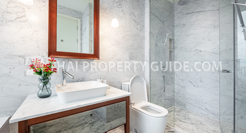 For rent and for sale 2 bedrooms condo in Watthana, Bangkok
