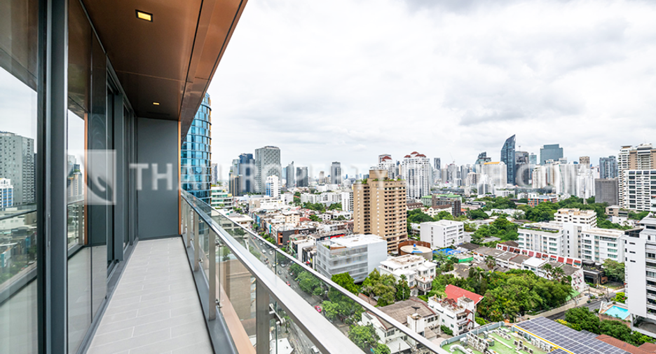 For rent and for sale 2 bedrooms condo in Watthana, Bangkok