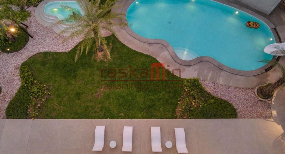 For rent そして for sale 4 ベッドルーム villa in Bang Lamung, Chonburi