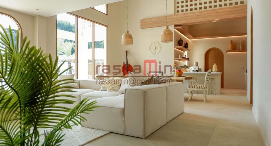 For rent そして for sale 4 ベッドルーム villa in Bang Lamung, Chonburi