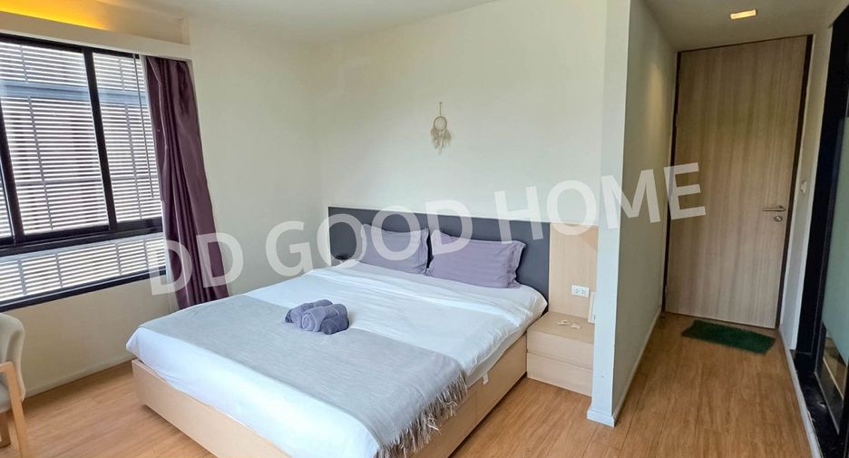 For sale 2 bedrooms condo in Khlong Toei, Bangkok