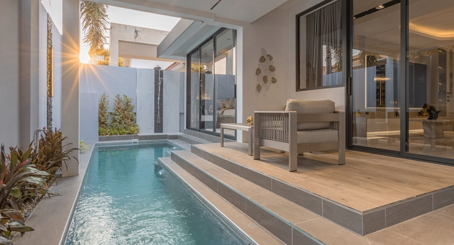 For sale 4 bedrooms villa in Bang Lamung, Chonburi