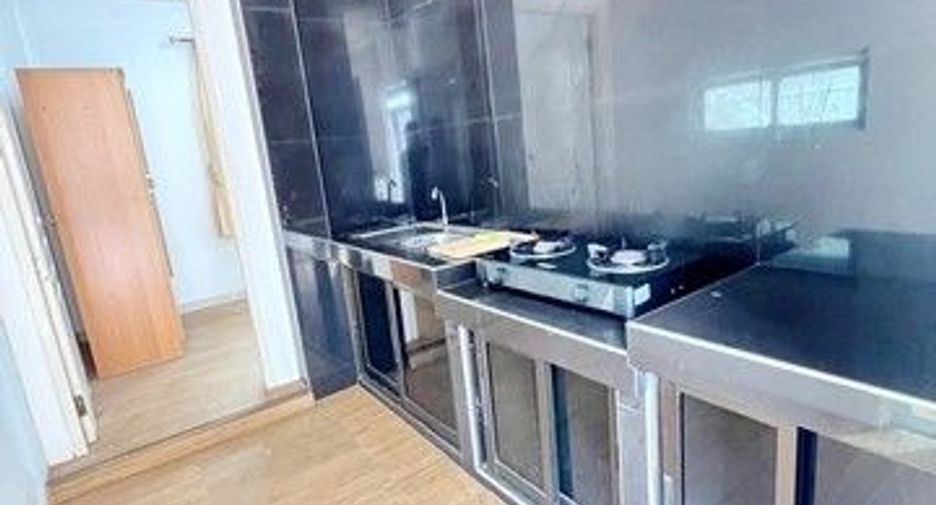 For rent 3 bedrooms house in Mueang Chon Buri, Chonburi