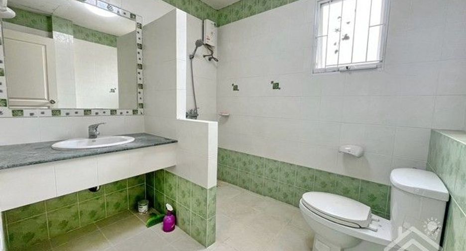 For rent 3 bedrooms house in Mueang Chon Buri, Chonburi