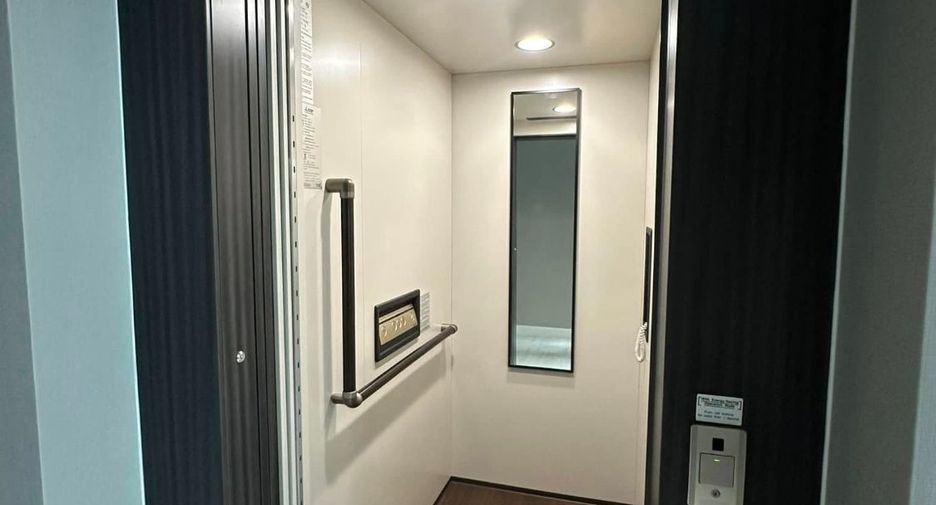 For rent 4 bedrooms house in Saphan Sung, Bangkok