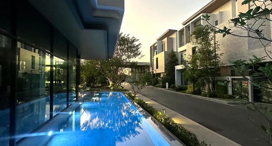 For rent 4 bedrooms house in Saphan Sung, Bangkok