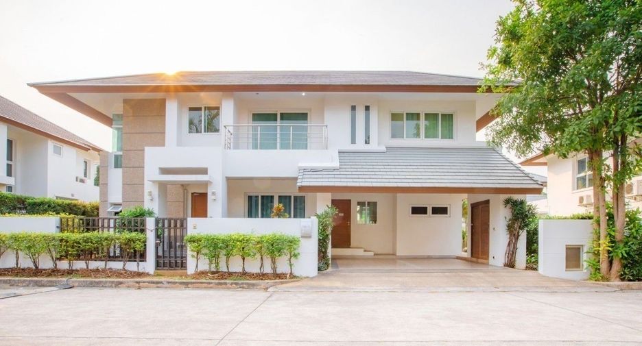 出售 4 卧室 别墅 在 Bang Lamung, Chon Buri