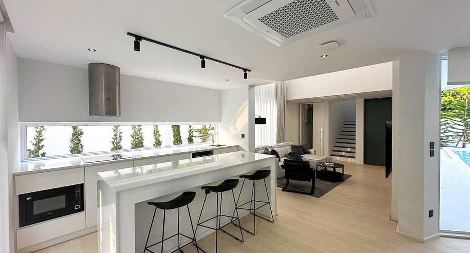 For rent and for sale 4 bedrooms house in Hang Dong, Chiang Mai