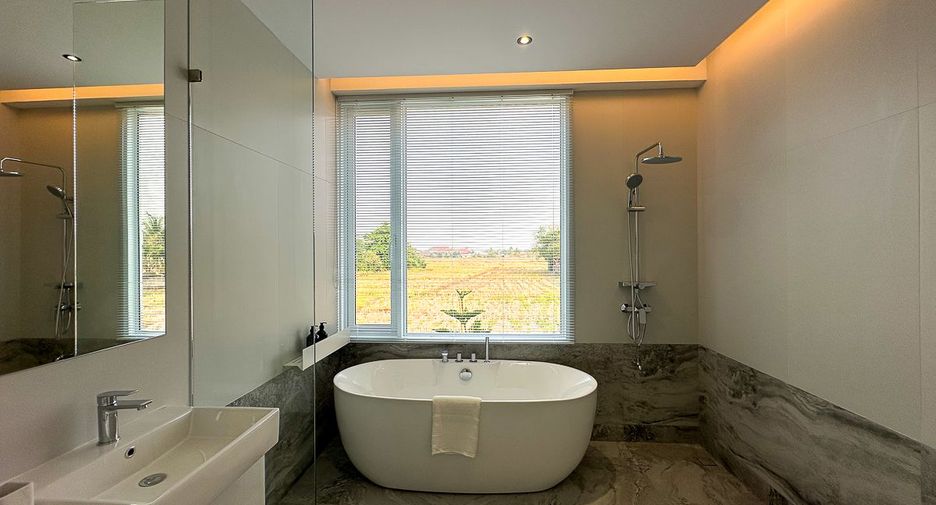 For rent and for sale 4 bedrooms house in Hang Dong, Chiang Mai