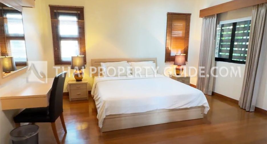 For rent 3 bedrooms apartment in Phaya Thai, Bangkok