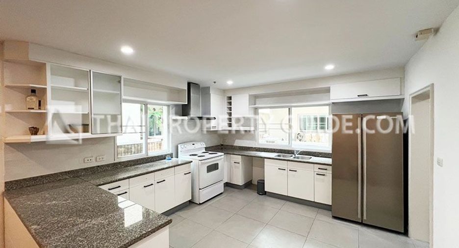 For rent 4 bedrooms house in Pak Kret, Nonthaburi