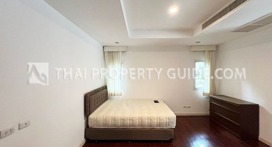 For rent 4 bedrooms house in Pak Kret, Nonthaburi