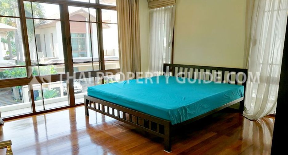 ให้เช่า 4 ห้องนอน บ้านเดี่ยว ใน วัฒนา, กรุงเทพฯ