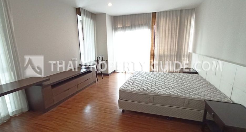 For rent 4 bedrooms condo in Watthana, Bangkok