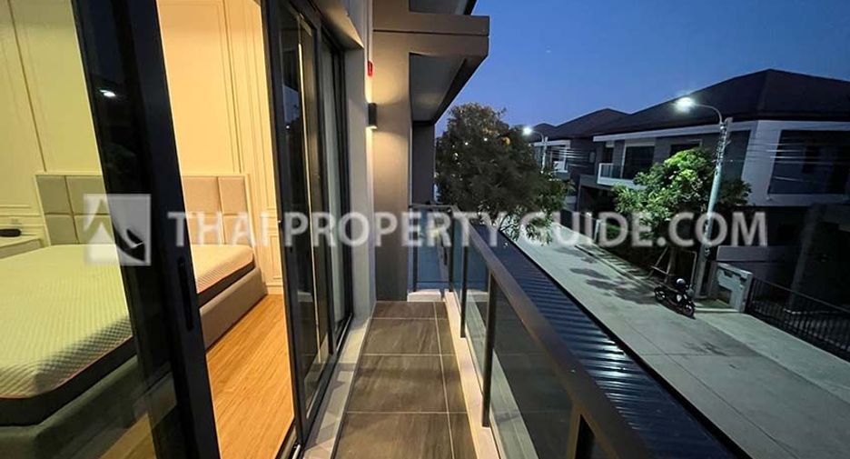 For rent 4 bedrooms house in Bang Phli, Samut Prakan