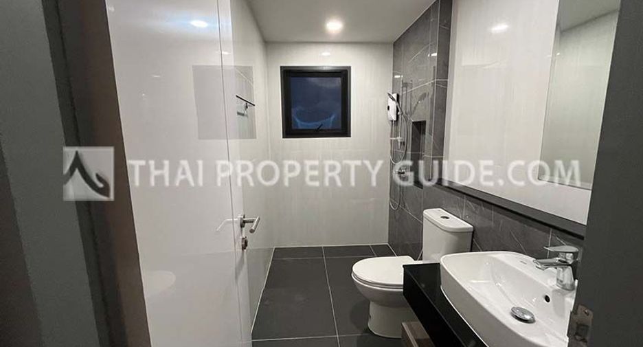 For rent 4 bedrooms house in Bang Phli, Samut Prakan