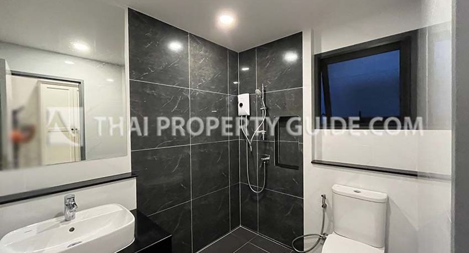 For rent 4 bedrooms house in Bang Phli, Samut Prakan