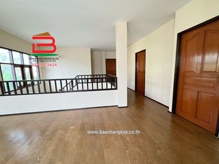出租 4 卧室 独立屋 在 Lam Luk Ka, Pathum Thani