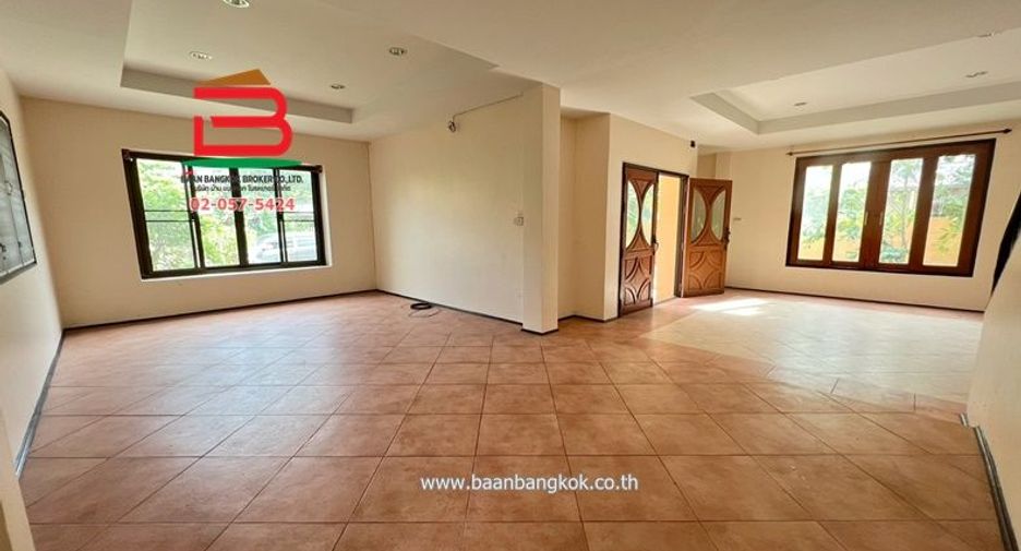 Haus zur Miete mit 4 Zimmer in Lam Luk Ka, Pathum Thani