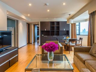 For rent 4 bed condo in Khlong Toei, Bangkok