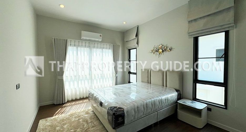 出租 4 卧室 独立屋 在 Bang Phli, Samut Prakan