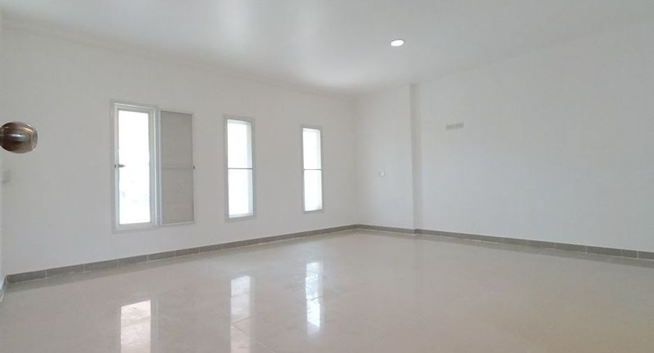 For sale 4 bedrooms house in Mueang Samut Sakhon, Samut Sakhon
