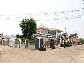 For sale 4 Beds house in Mueang Udon Thani, Udon Thani