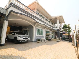 For sale 4 Beds house in Mueang Udon Thani, Udon Thani
