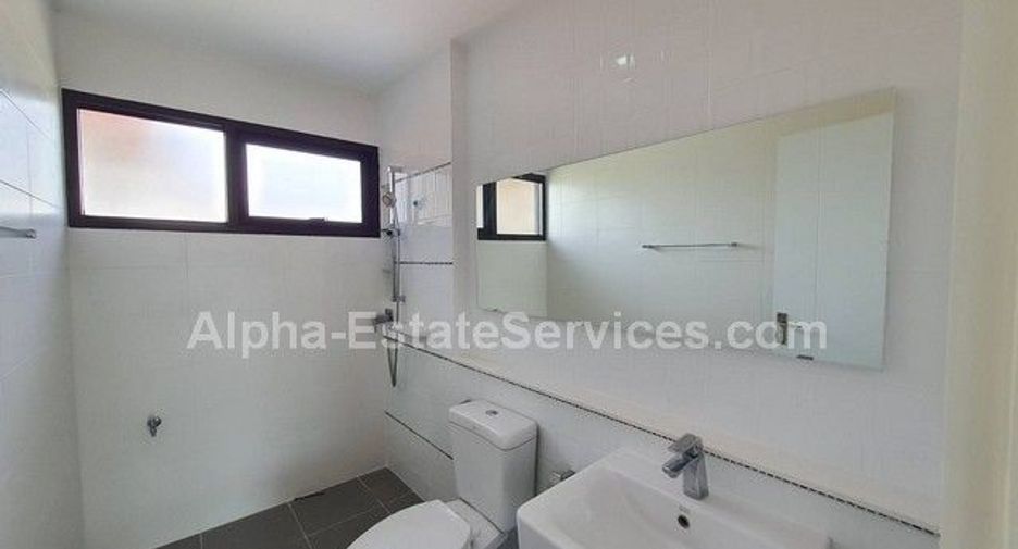 For sale 4 bedrooms house in Bang Khun Thian, Bangkok