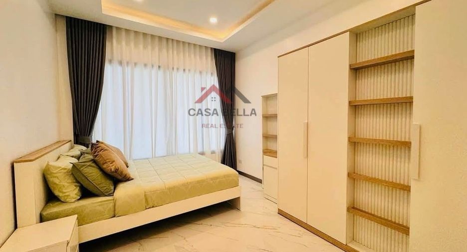 Villa en venta de 4 habitaciones en Bang Lamung, Chonburi