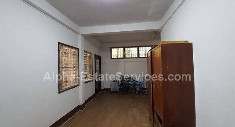 For sale 5 bedrooms house in Mueang Samut Prakan, Samut Prakan