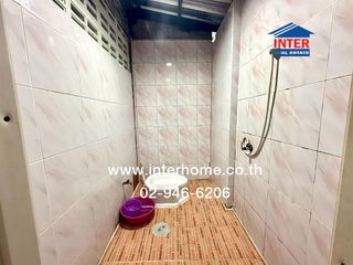 For sale 3 Beds retail Space in Lat Phrao, Bangkok