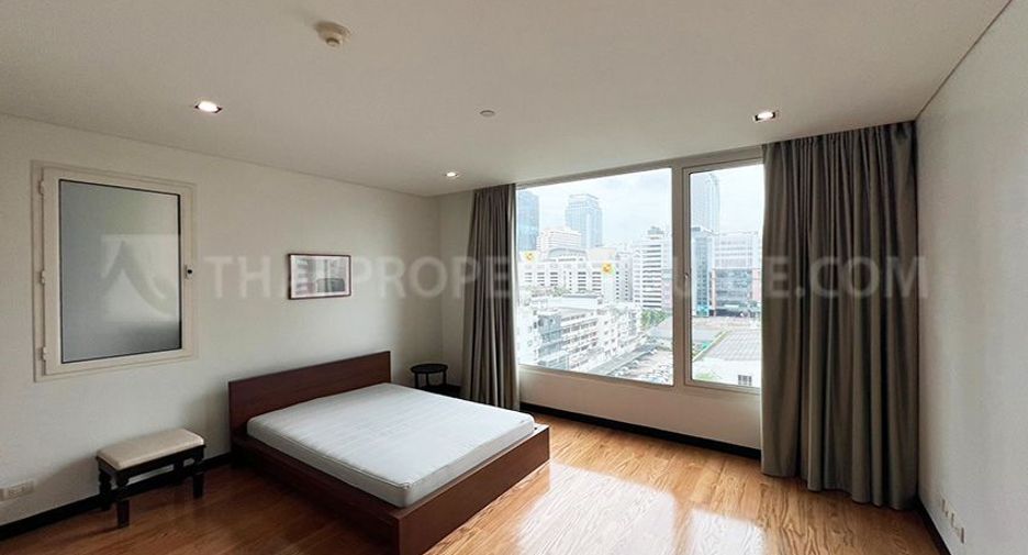 Condo en alquiler de 2 habitaciones en Pathum Wan, Bangkok