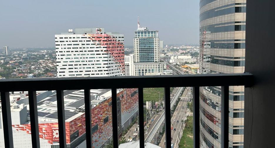 For sale 2 bedrooms condo in Pak Kret, Nonthaburi