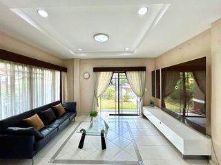 For rent 3 Beds house in Bang Kapi, Bangkok