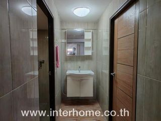 For sale 5 bed townhouse in Thanyaburi, Pathum Thani