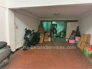 For sale 4 bed retail Space in Bangkok Noi, Bangkok