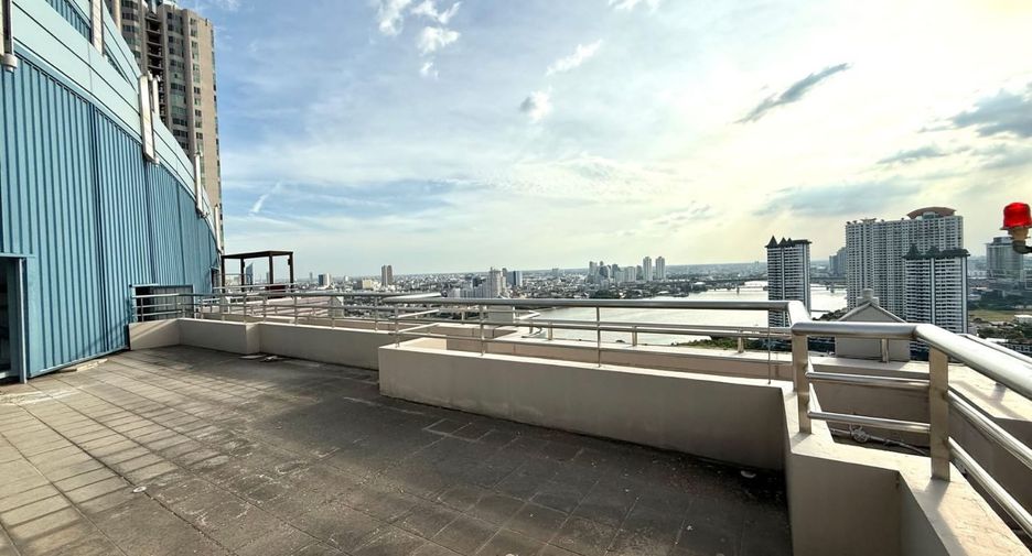 For sale 5 bedrooms condo in Bang Kho Laem, Bangkok