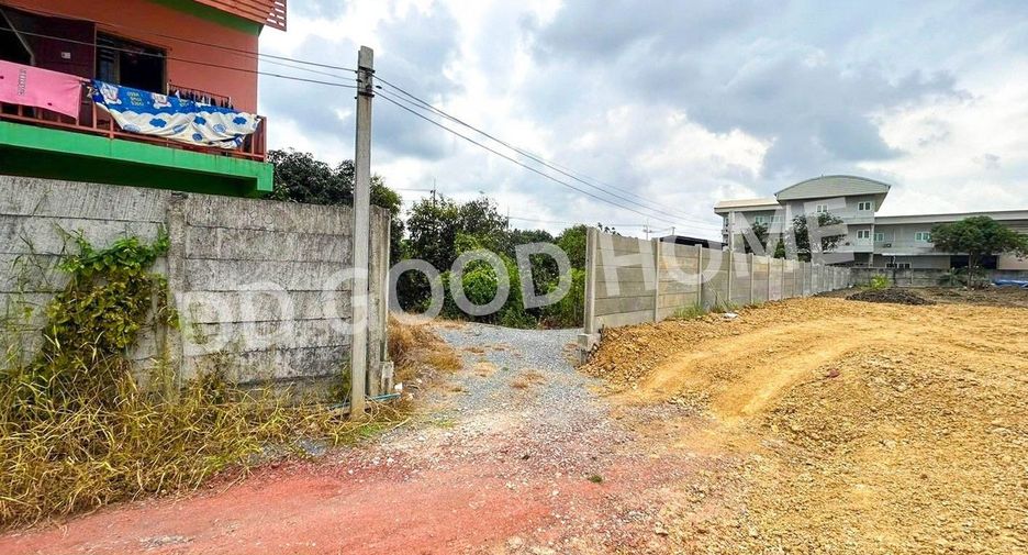 Продажа Участок в Sam Phran, Накхонпатхом