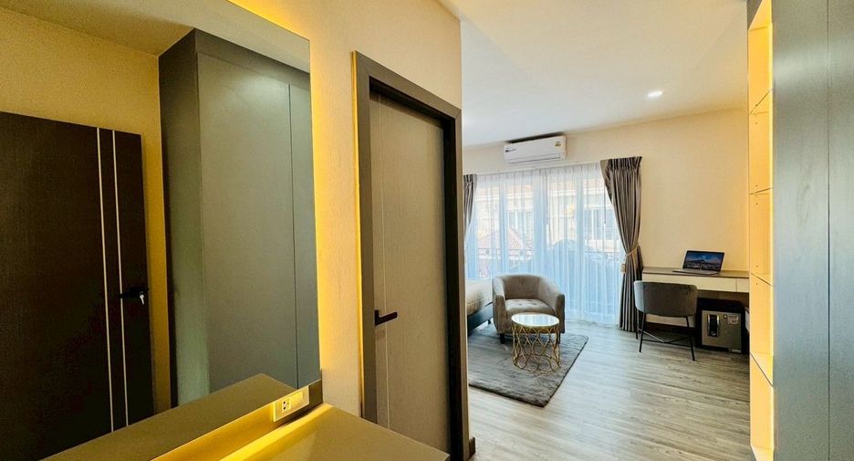 For sale 2 bedrooms townhouse in Bang Lamung, Chonburi