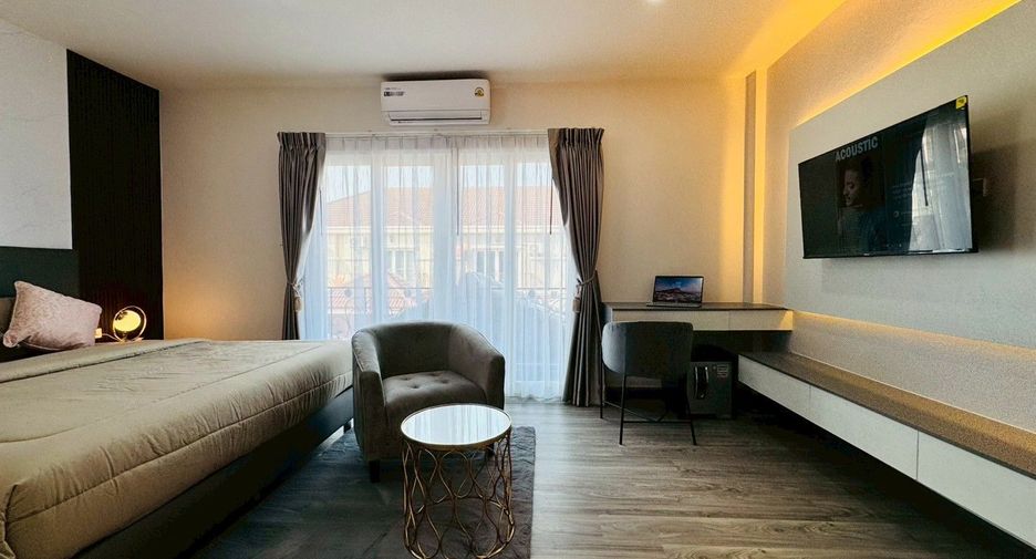 For sale 2 bedrooms townhouse in Bang Lamung, Chonburi