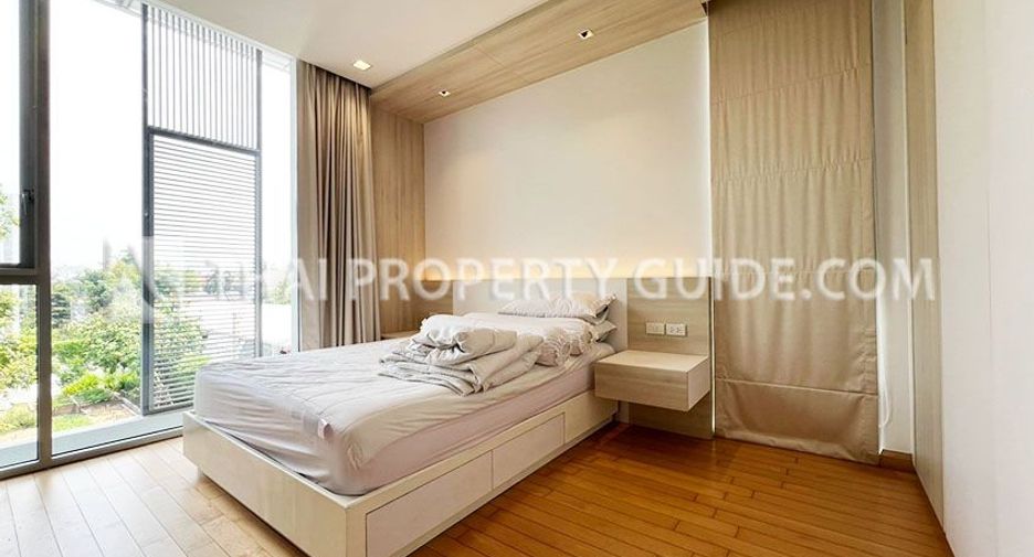 For rent 3 bedrooms house in Huai Khwang, Bangkok