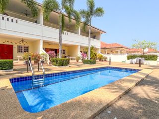 For sale 2 bed apartment in Hua Hin, Prachuap Khiri Khan
