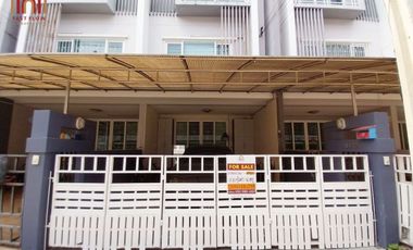 Reihenhaus zum Kauf mit 3 Zimmer in Bang Khen, Bangkok