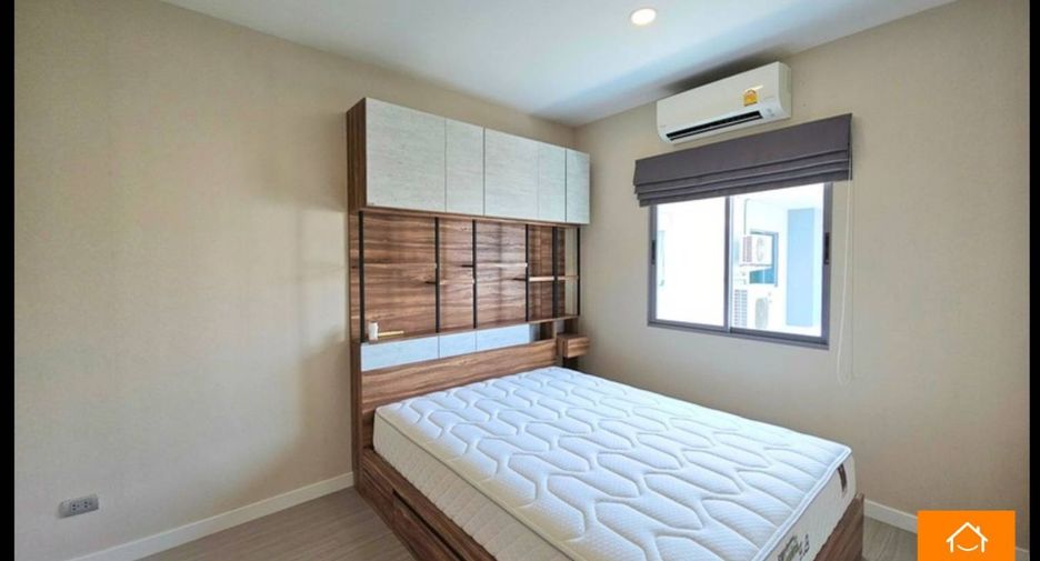 For sale 4 bedrooms house in Lat Krabang, Bangkok