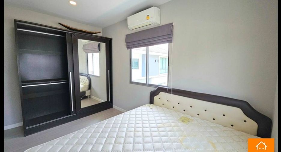 For sale 4 bedrooms house in Lat Krabang, Bangkok