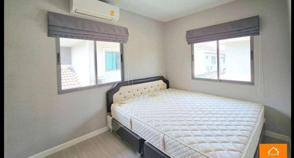 For sale 4 bedrooms house in Lat Krabang, Bangkok