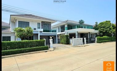 For sale 4 bedrooms house in Lat Krabang, Bangkok