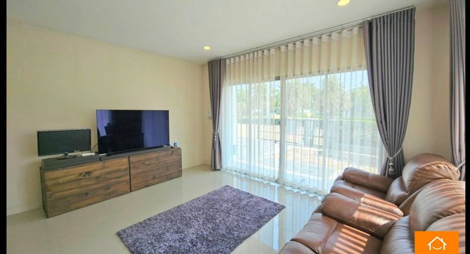 For sale 4 bedrooms house in Lat Krabang, Bangkok
